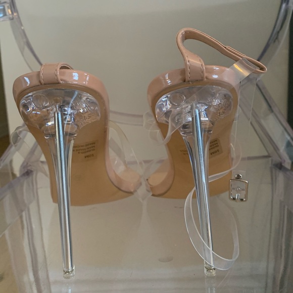 Glass Slipper - Picture 2 of 7